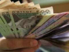 В Кабмине планируют ежегодный рост средней зарплаты на 2 тысячи гривень