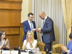 ЦИК зарегистрировала депутата от скандального округа №198