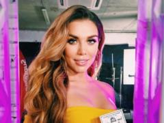 Соблазнительная Анна Седокова в нижнем белье похвасталась пышным декольте