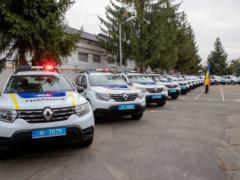 Посольство США передало украинским полицейским 88 автомобилей
