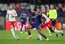 Лион вырвал ничью у Лейпцига и вышел в плей-офф Лиги чемпионов