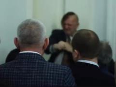 Полиция открыла уголовное дело из-за драки в Верховной Раде