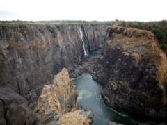 Victoria Falls has become shallowest over the past 25 years