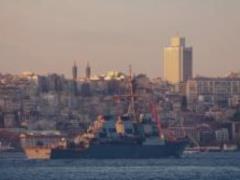 В Черное море зашел ракетный эсминец ВМС США