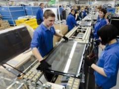 Разница между украинскими и польскими зарплатами сократилась — Нацбанк