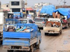 UN reports hundreds of thousands of Syrian refugees after air raids on Idlib