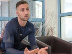 Slovan requires 7-8 million euros for the Sporera, who is interested in Dynamo