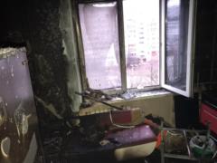 В Харькове новогодняя гирлянда чуть не убила двух человек