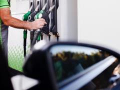 Правоохранители ликвидировали 438 нелегальных АЗС