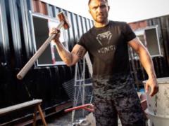Ломаченко в стихотворной форме оправдался за скандальное видео