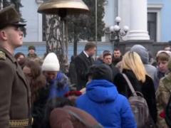 В Украине проходят церемонии чествования памяти  киборгов 