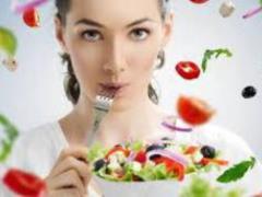 The nutritionist told who should not drink mineral water