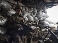 ООС: Боевики вели обстрелы из крупного калибра, один воин ранен