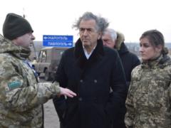 Известный французский писатель побывал в зоне ООС