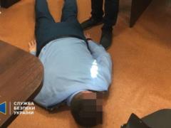 СБУ разоблачила на взятках чиновника таможенного поста  Запорожье 