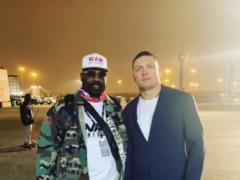 Залечивает травму. Промоутер Усика объяснил, почему откладывается бой с Чисорой