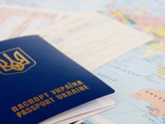 Денисова предлагает придумать механизм выдачи паспортов детям-сиротам оккупированного Крыма