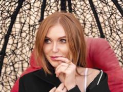 Слава Каминская закрутила роман с симпатичным брюнетом – СМИ