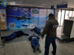 Kherson airport customs officers caught on systematic bribes