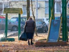 Кабмин предлагает доплачивать за более поздний выход на пенсию