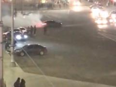 Харьковская полиция разыскивают водителя, который устроил  дрифт  на площади Конституции