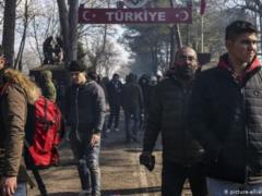 Турция пропустила в ЕС более 100 тысяч беженцев