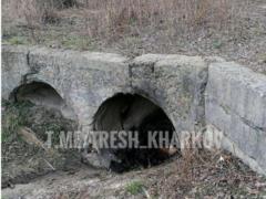 В Харькове в коллекторе возле реки нашли тело женщины