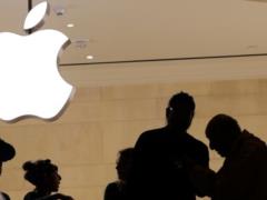 Apple отправил 12 тысяч своих сотрудников по домам