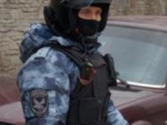 Российские силовики проводят обыски у крымских татар в аннексированном Крыму