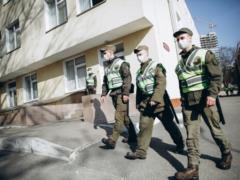 К проведению ограничительных карантинных мероприятий привлекли военнослужащих Нацгвардии