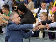 Челлендж дошел до  Динамо . Суркис понабивал туалетную бумагу и передал эстафету Михайличенко