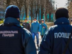 The order of observance of quarantine in Kharkov is watched by guardsmen