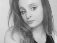 В Великобритании умерла 21-летняя девушка от коронавируса, у нее не было проблем со здоровьем