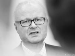 Покончил с собой министр финансов Гессена: он не знал, как помочь людям