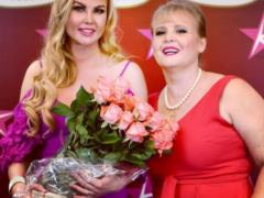 Певица Камалия показала маму-красавицу в ее день рождения