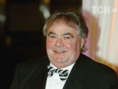 Легендарный британский комик умер от коронавируса