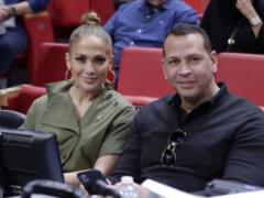 Jennifer Lopez because of the coronavirus postponed the long-awaited wedding with Alex Rodriguez