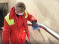 Немецкий вирусолог: коронавирус, который оставляют на ручке дверей, не заразен