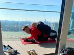 Yarmolenko washed the windows and launched a challenge for fans