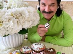 Эксклюзивное яйцо для Зиброва и птички из теста от Осадчей: как звезды подготовились к Пасхе