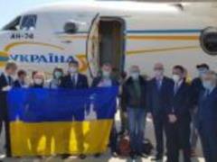 20 Ukrainian medical volunteers returned from Italy