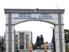 Azerbaijan extended closure of its borders