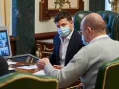 На совещании у Зеленского обсудили постепенное смягчение карантина