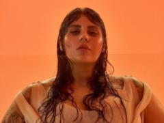 KAZKA soloist shows how she soaked naked in the bathroom