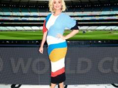 Katy Perry made fun of an ultrasound video where her future daughter shows her middle finger