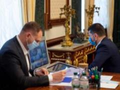Непродовольственные рынки надо открывать при условии соблюдения мер безопасности - Президент