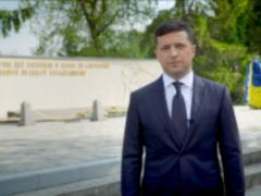 Сколько украинцев доверяет Зеленскому спустя год президентства: цифры поражают