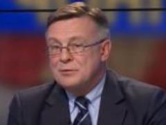 Подозреваемому в убийстве экс-главе МИД суд уменьшили размер залога в семь раз