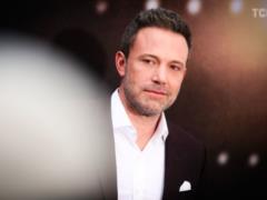 47-year-old Ben Affleck painted a beard for a young lover