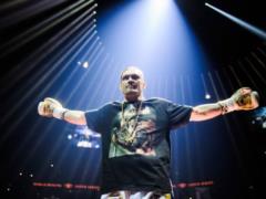 He sang in French and danced madly: Usyk was showing off during training